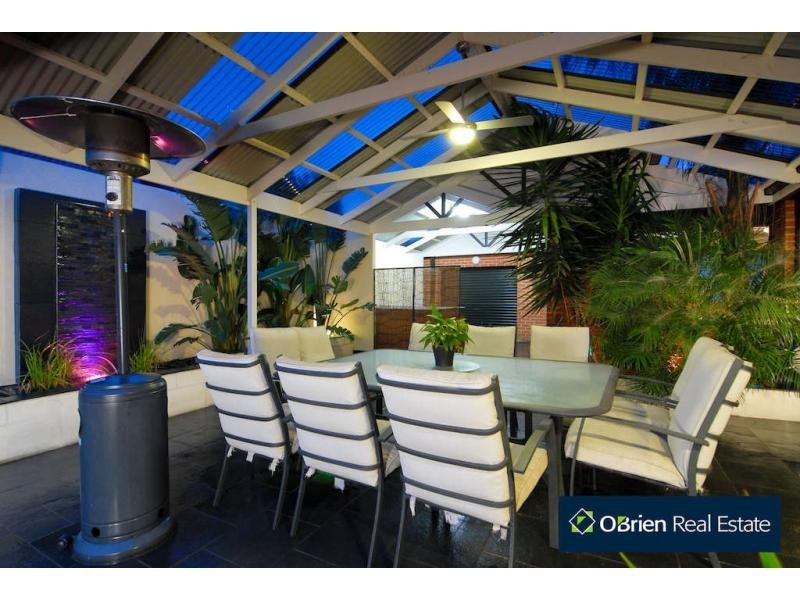 23 Kinsale View, Berwick VIC 3806