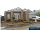 8 Camdolle Close, Pakenham VIC 3810