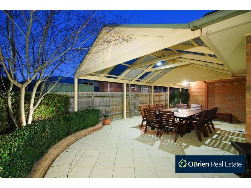 14 Silkwood Avenue, Berwick VIC 3806