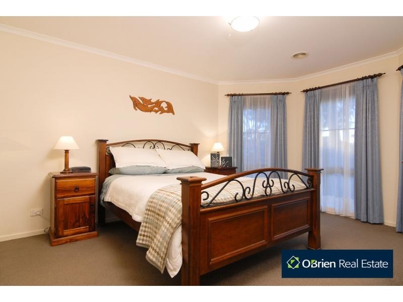 14 Silkwood Avenue, Berwick VIC 3806