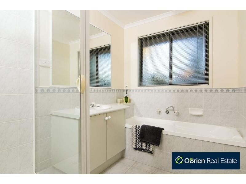 14 Silkwood Avenue, Berwick VIC 3806