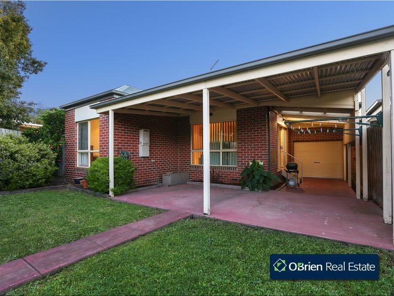 14/10 Parkhill Drive, Berwick VIC 3806