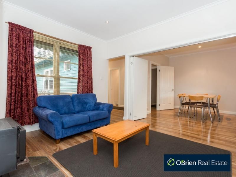 16 Salisbury Street, Lang Lang VIC 3984