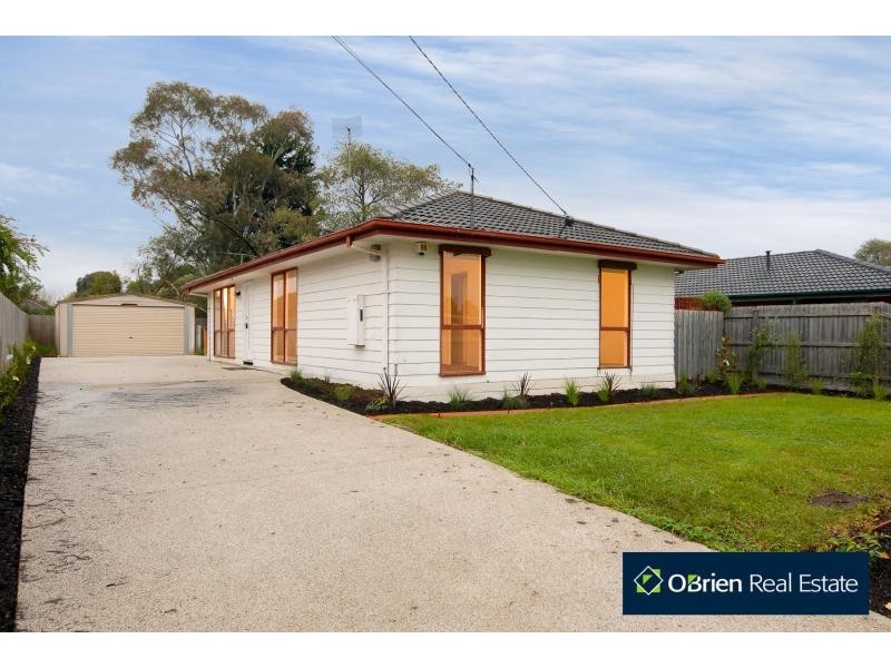 14 David Avenue, Cranbourne VIC 3977