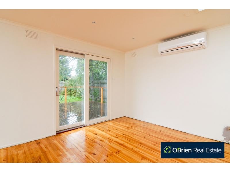 14 David Avenue, Cranbourne VIC 3977