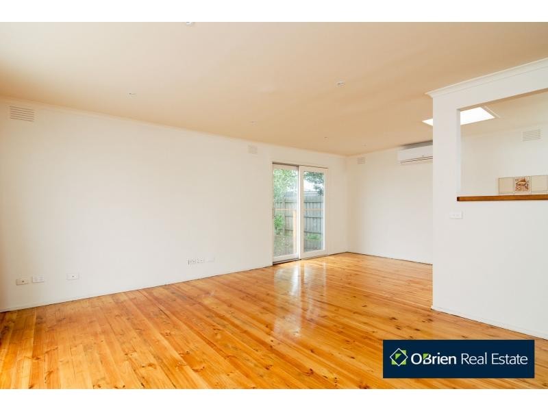 14 David Avenue, Cranbourne VIC 3977