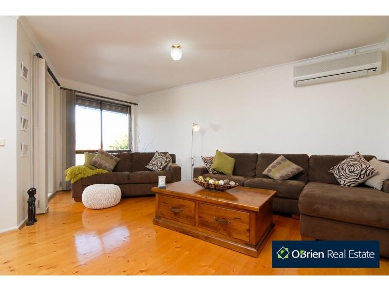 Unit 2/45 Ravensthorpe Crescent, Narre Warren VIC 3805