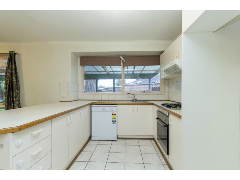 11 Milner Court, Cranbourne VIC 3977