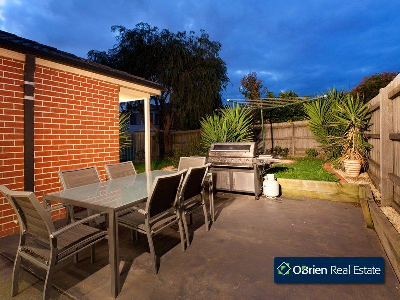 38 Hancock Drive, Berwick VIC 3806