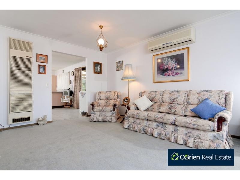 32 Amber Crescent, Narre Warren VIC 3805