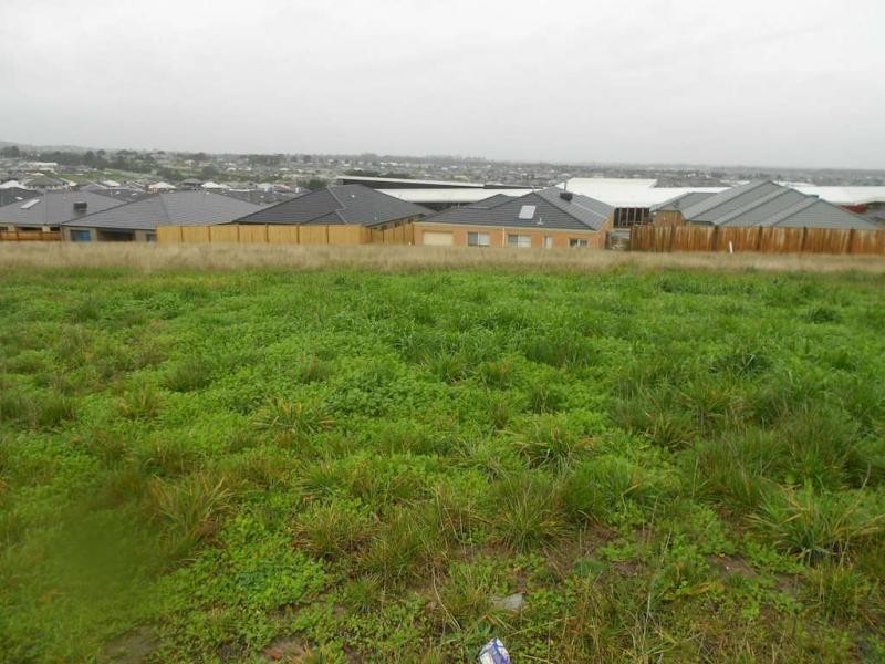 73 Skyline Drive, Officer VIC 3809