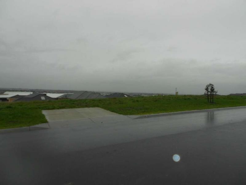 73 Skyline Drive, Officer VIC 3809