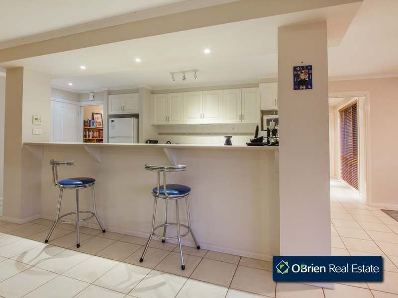 3 Gargeney Court, Berwick VIC 3806