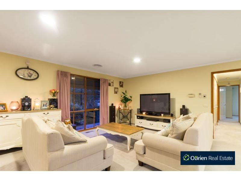 21 Stevensons Road, Cranbourne VIC 3977