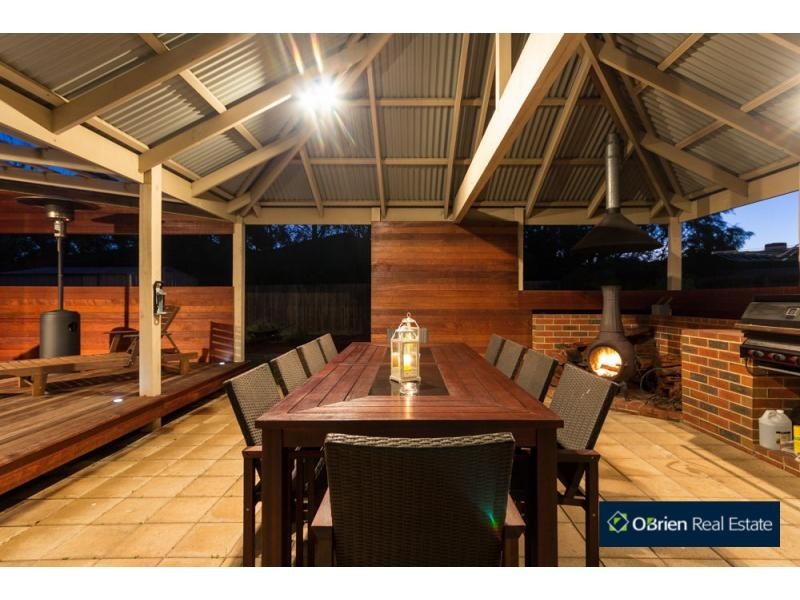 21 Stevensons Road, Cranbourne VIC 3977