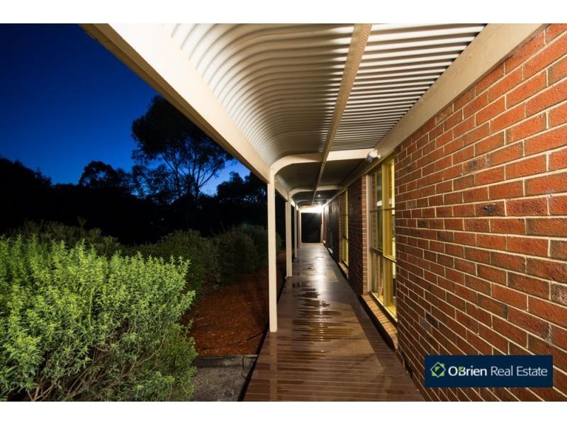 21 Stevensons Road, Cranbourne VIC 3977