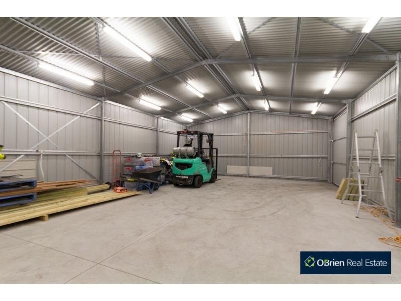 21 Stevensons Road, Cranbourne VIC 3977