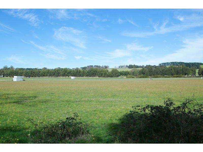 590 North Yannathan Road, Ripplebrook VIC 3818