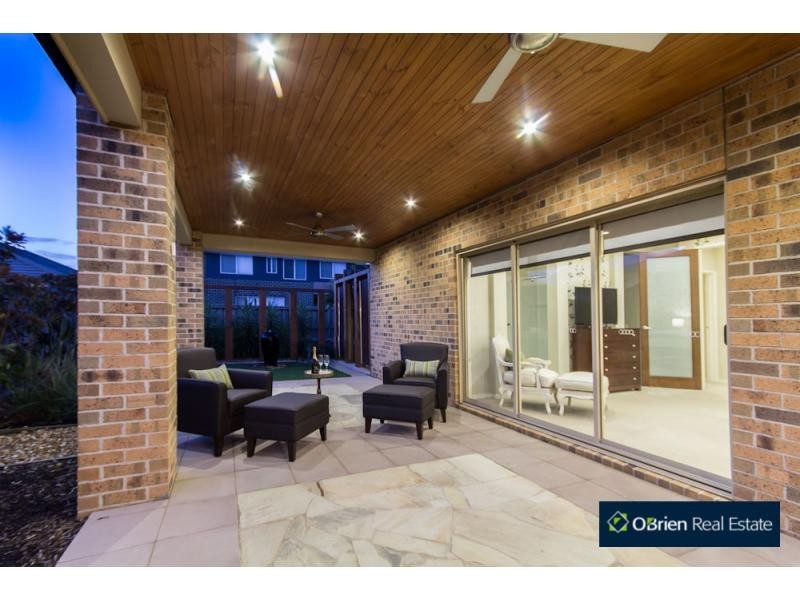 20 Brookwater Parade, Lyndhurst VIC 3975