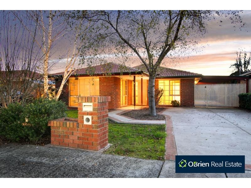 4 Tyntynder Close, Berwick VIC 3806