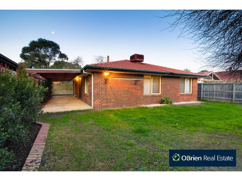 4 Tyntynder Close, Berwick VIC 3806