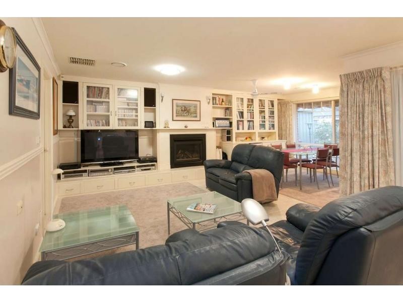 29 Euroa Avenue, Berwick VIC 3806