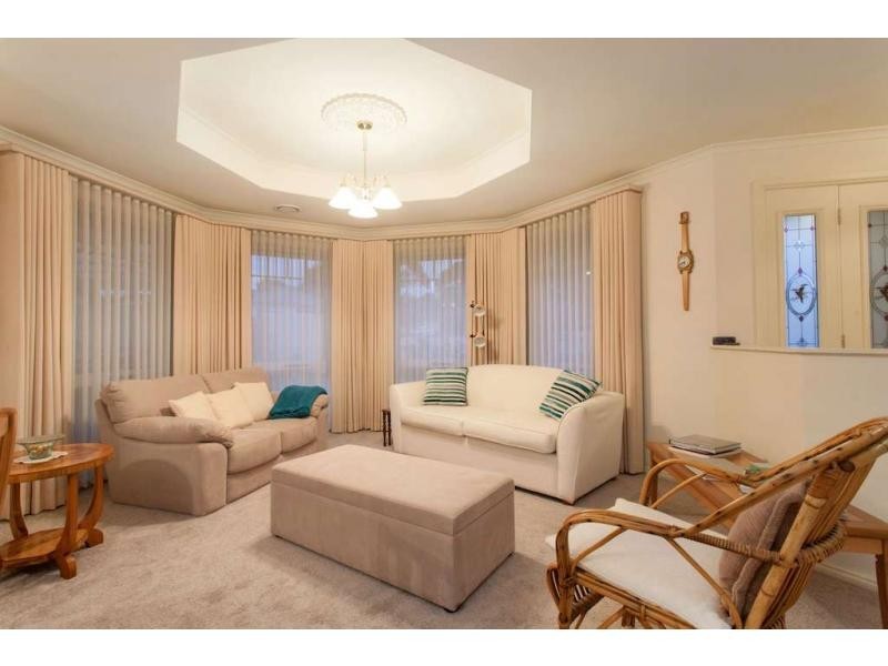 29 Euroa Avenue, Berwick VIC 3806