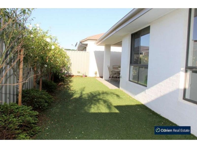 84 Meridian Circuit, Berwick VIC 3806