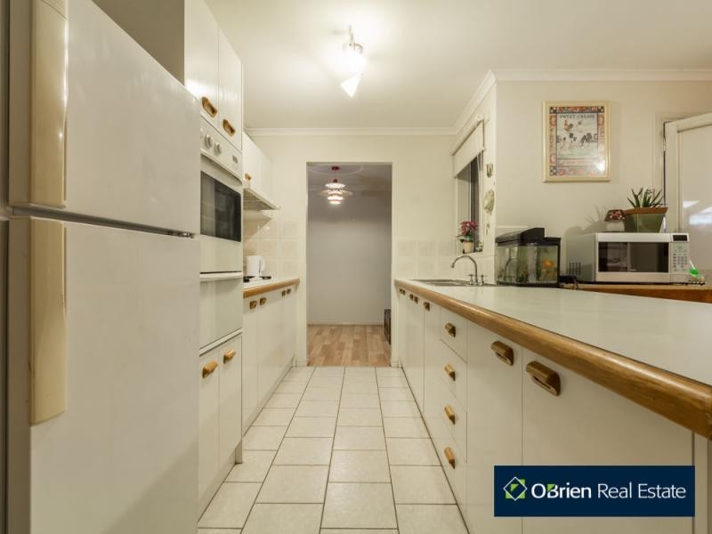 67 Lyrebird Drive, Carrum Downs VIC 3201