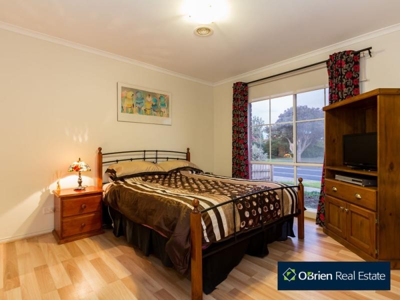 67 Lyrebird Drive, Carrum Downs VIC 3201