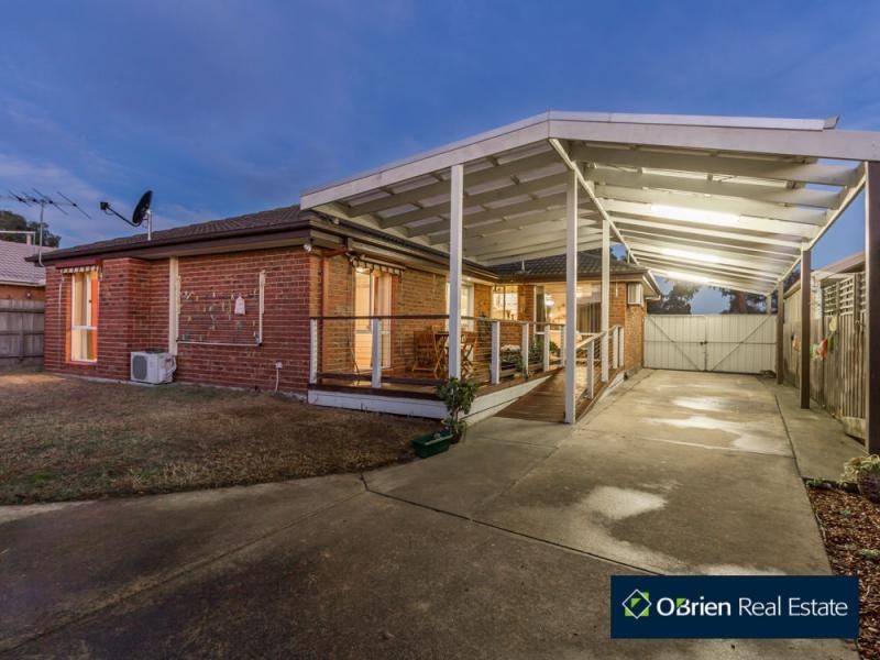 67 Lyrebird Drive, Carrum Downs VIC 3201