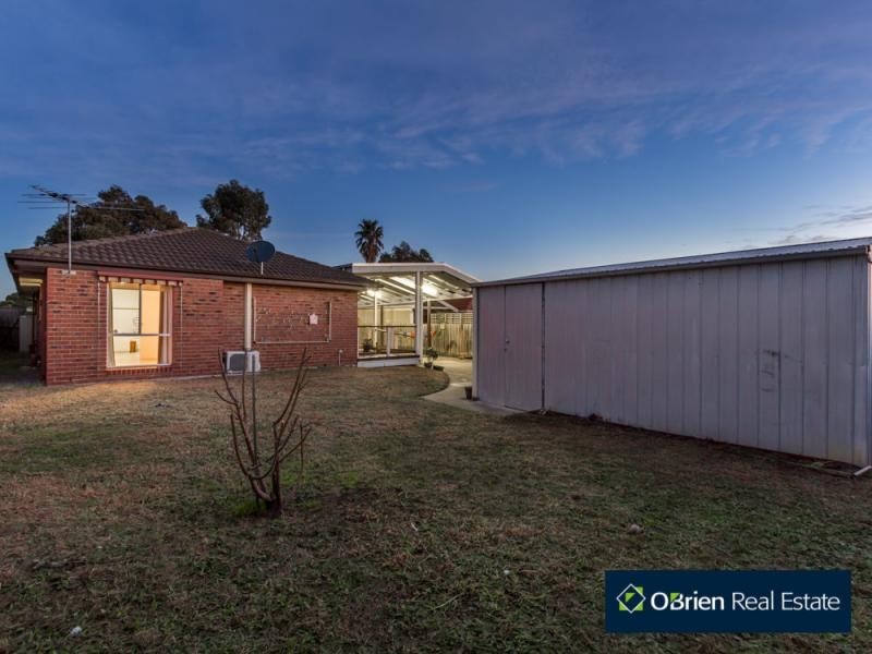 67 Lyrebird Drive, Carrum Downs VIC 3201