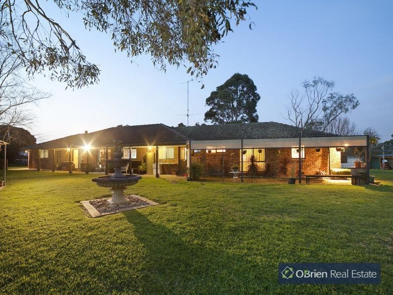 710 Cranbourne Frankston Road, Cranbourne South VIC 3977