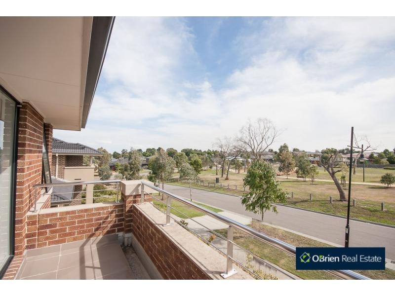 6 Pimelia Mews, Botanic Ridge, Cranbourne South VIC 3977