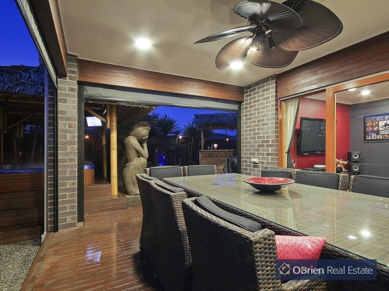 52 Brookwater Parade, Lyndhurst VIC 3975