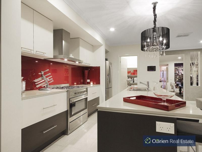 52 Brookwater Parade, Lyndhurst VIC 3975