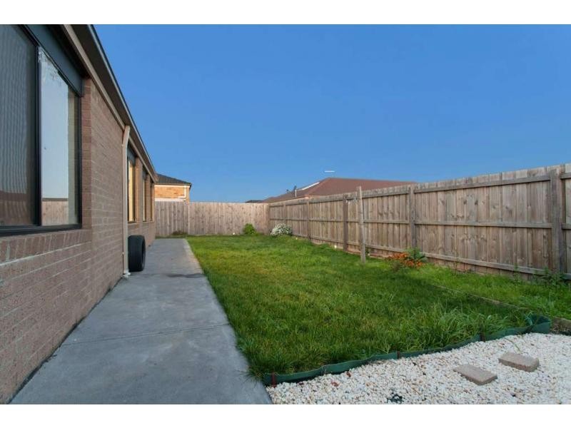 66 Fairhaven Boulevard, Cranbourne West VIC 3977