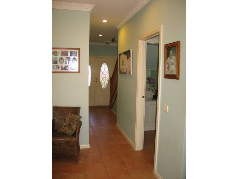 5/40 Warrawong Drive, Berwick VIC 3806