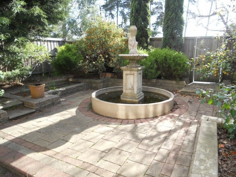 5/40 Warrawong Drive, Berwick VIC 3806