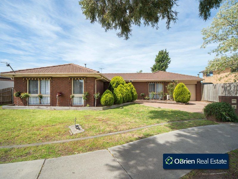 28 Robinson Crescent, Hampton Park VIC 3976