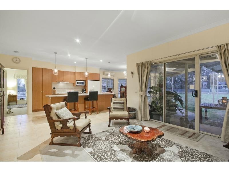 82-84 Lakes Boulevard, Pearcedale VIC 3912