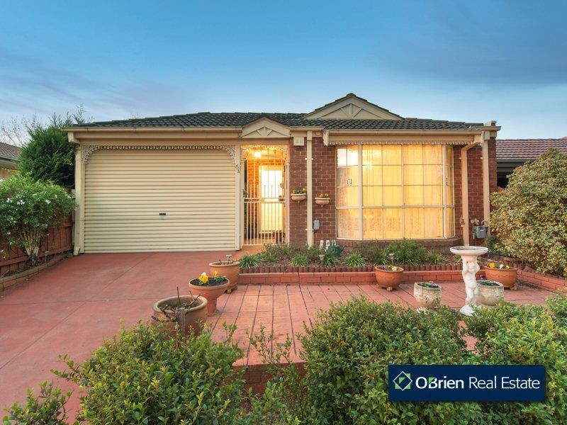 6a Coowarra Way, Berwick VIC 3806