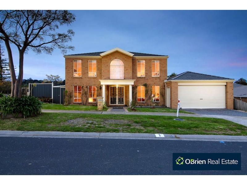 1 Allardice Parade, Berwick VIC 3806