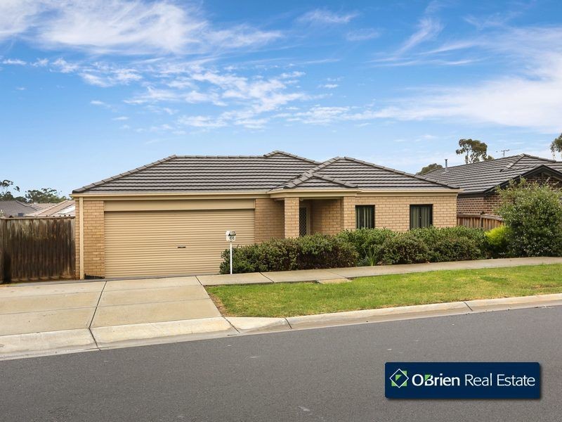 44 Irving Road, Pakenham VIC 3810