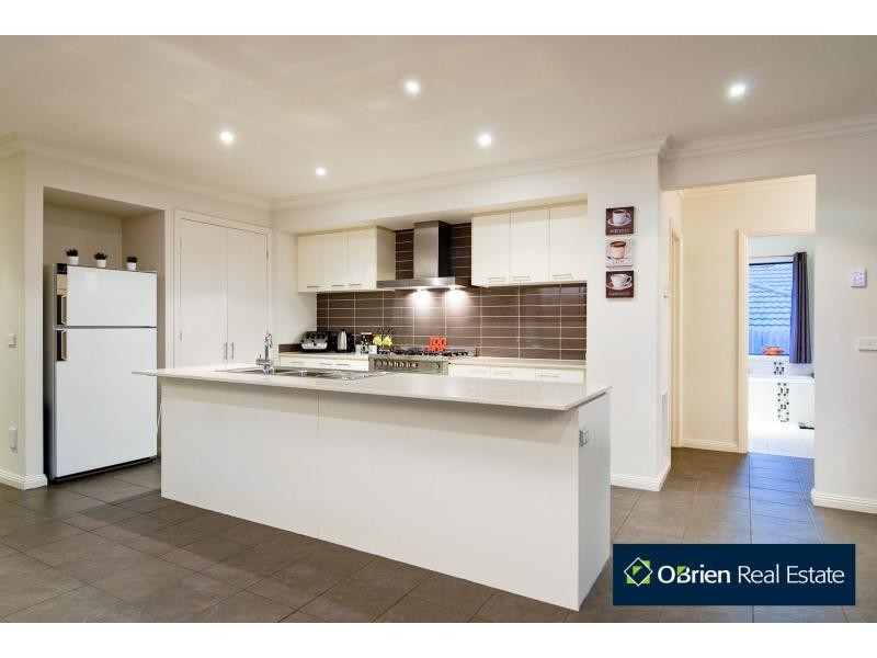 5 Cremona Place, Narre Warren South VIC 3805