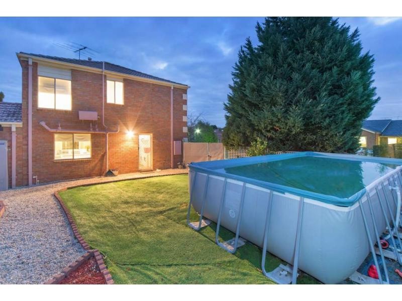 8 Nevada Court, Berwick VIC 3806