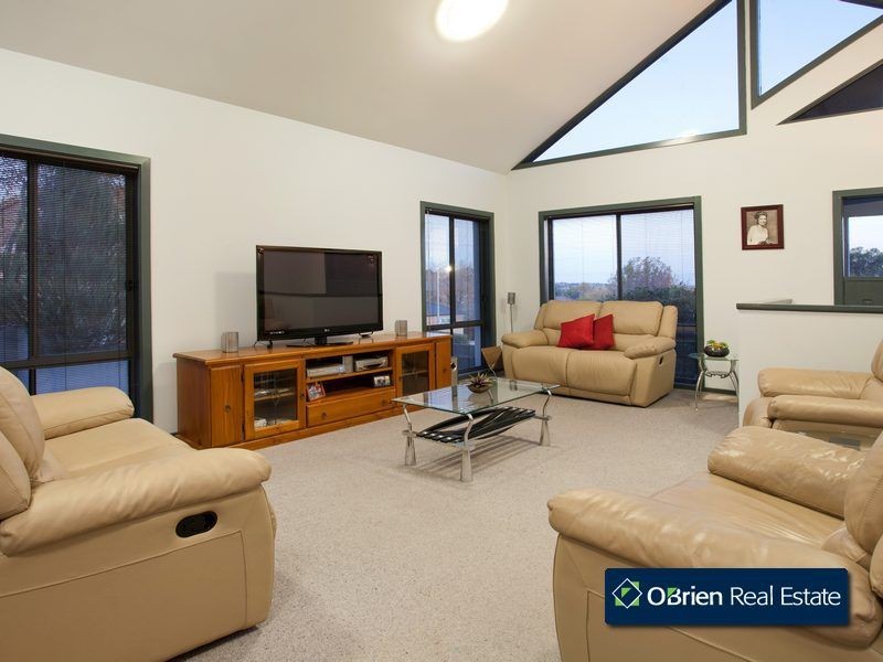 1 Cord Close, Berwick VIC 3806