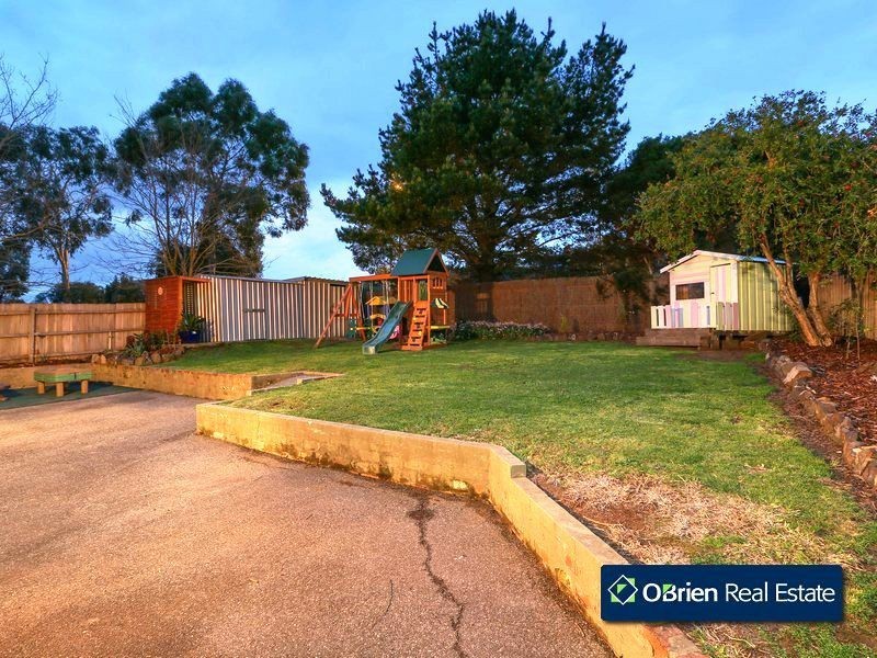 22 Garnet Close, Narre Warren VIC 3805
