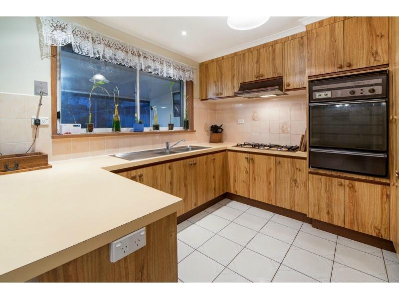 34 Cairns Road, Hampton Park VIC 3976
