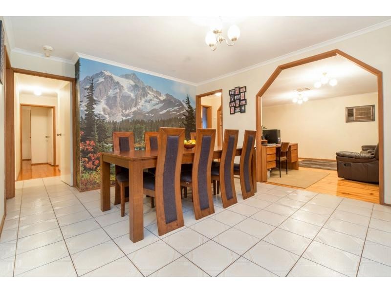 34 Cairns Road, Hampton Park VIC 3976